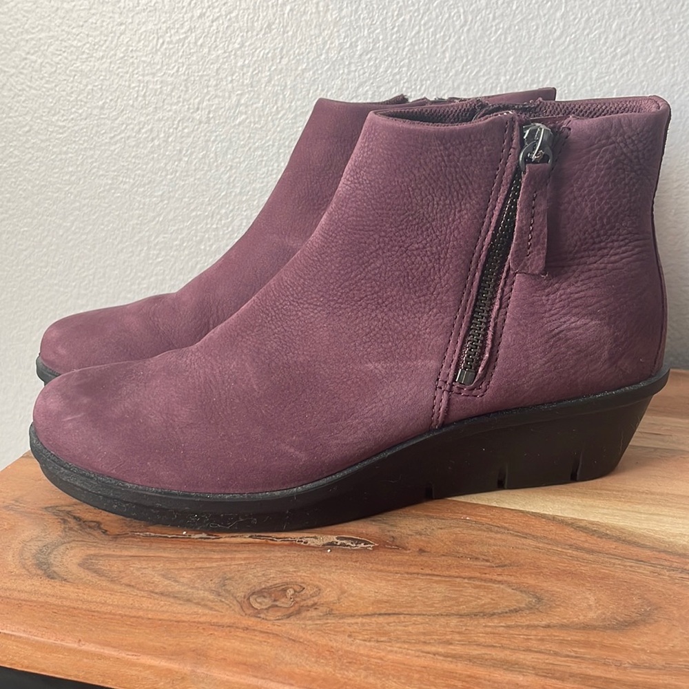 ECCO BOOTIES